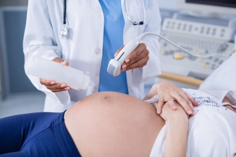 معاینه سونوگرافی قلب جنین چگونه انجام میشود؟